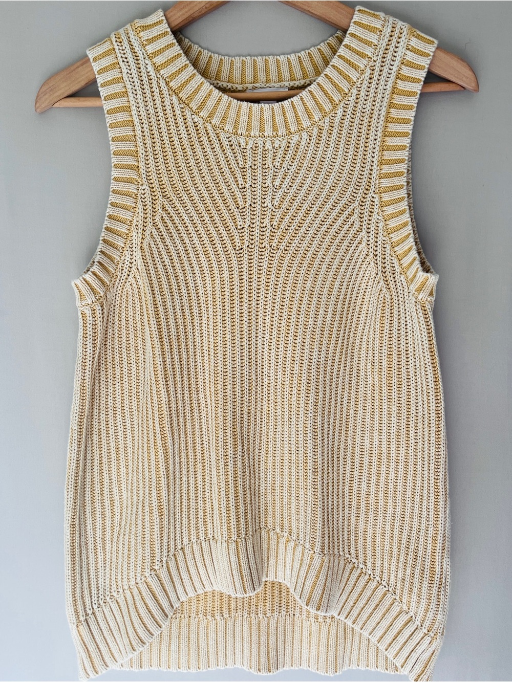 Tribal Jeans 100% Cotton Sleeveless Sweater Vest Curved Hem Yellow M